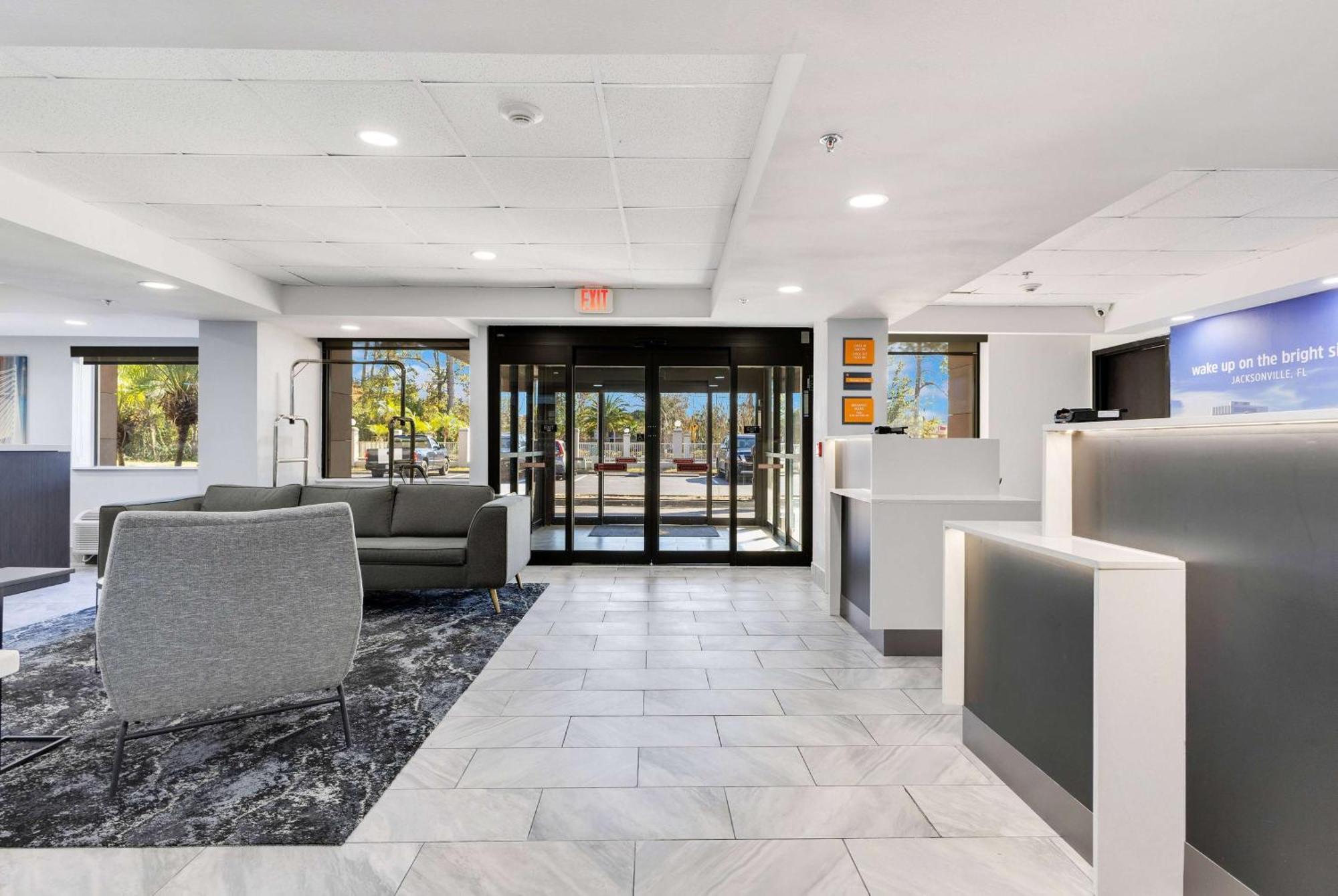 La Quinta Inn & Suites By Wyndham Jacksonville Mandarin Exterior foto