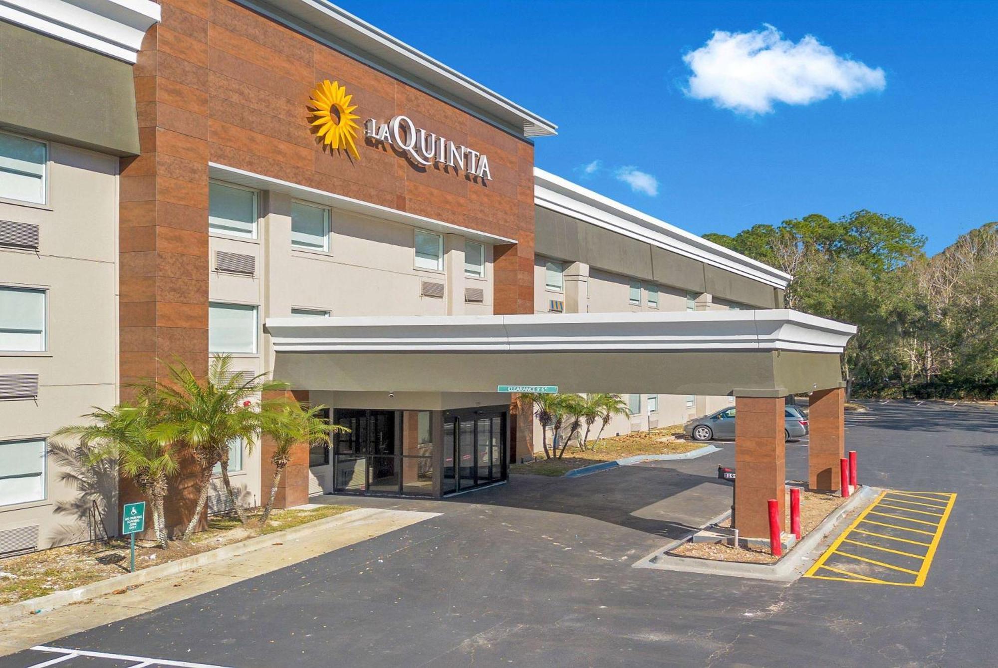 La Quinta Inn & Suites By Wyndham Jacksonville Mandarin Exterior foto